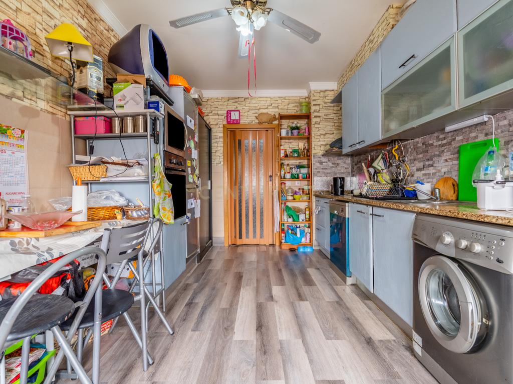 Apartamento T3 com Garagem em Portimão 🏡  - Image 8