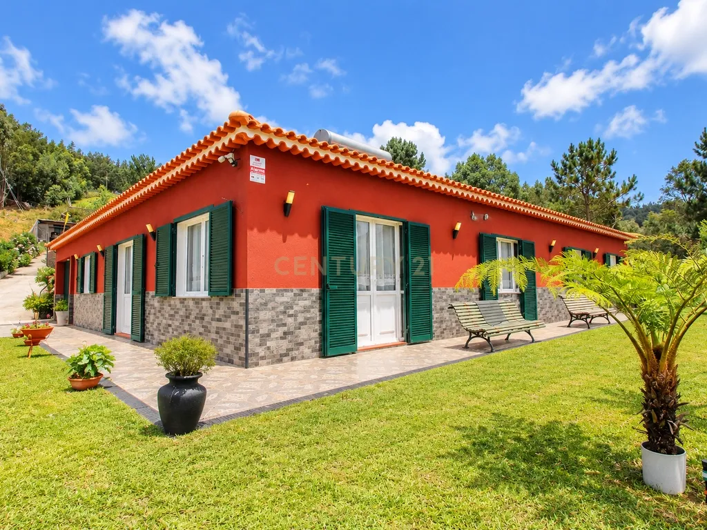 Casa Térrea em Santa Cruz - Image 4