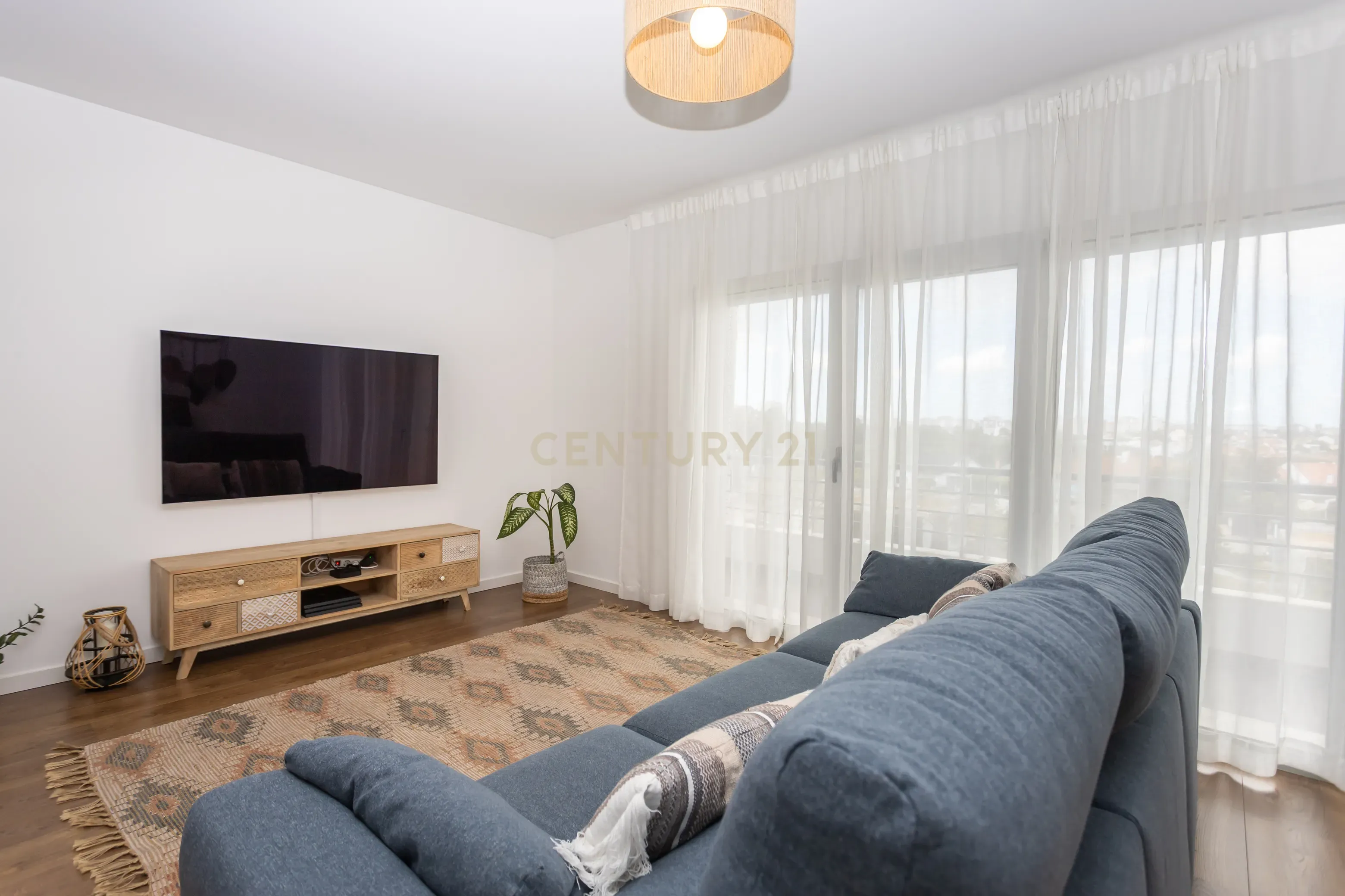 Apartamento T3 Condomínio Jardins da Ladeira, Aldeia de Paio Pires - Image 4
