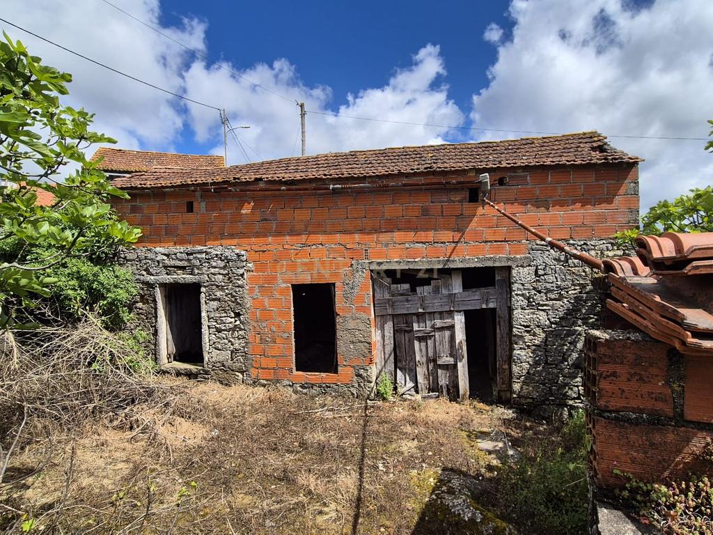 Oportunidade Única - Refúgio com vista para a Serra de Sicó, em Cotas, Pombalinho.  - Image 17