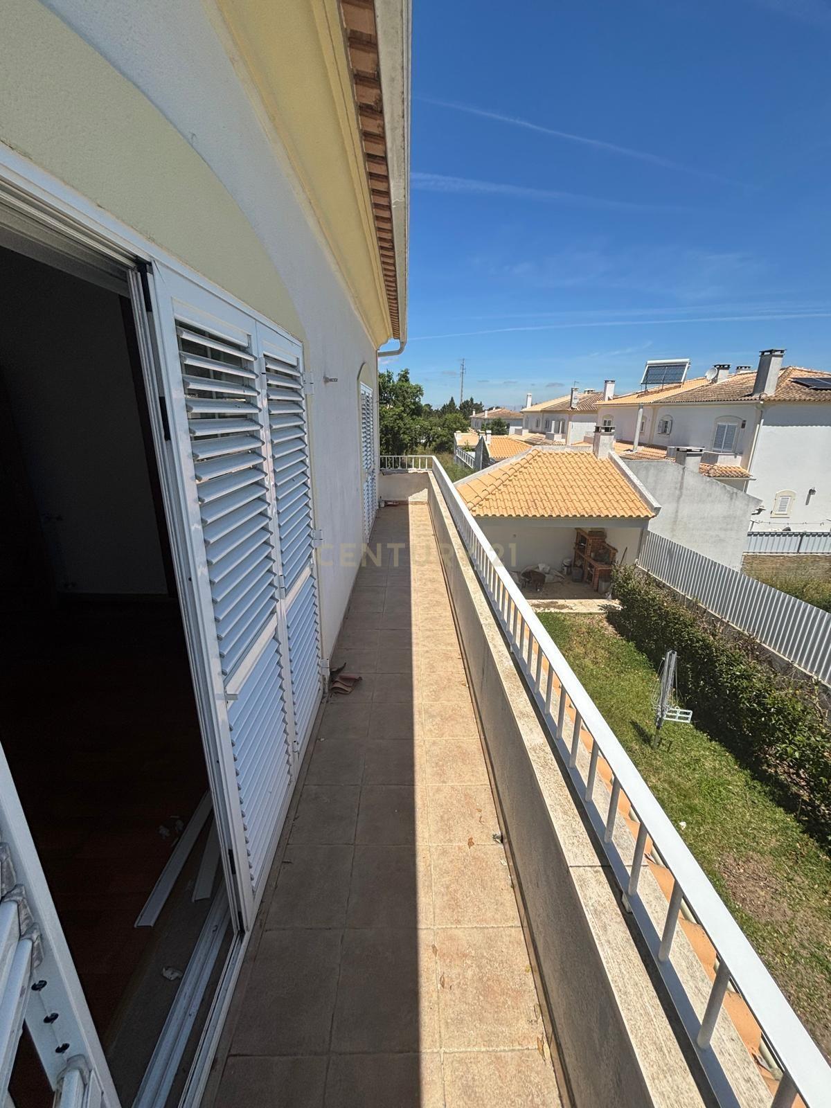 Moradia T3 para Arrendamento em Sesimbra – Carrasqueira - Image 21