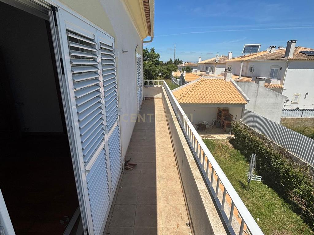 Moradia T3 para Arrendamento em Sesimbra – Carrasqueira - Image 21