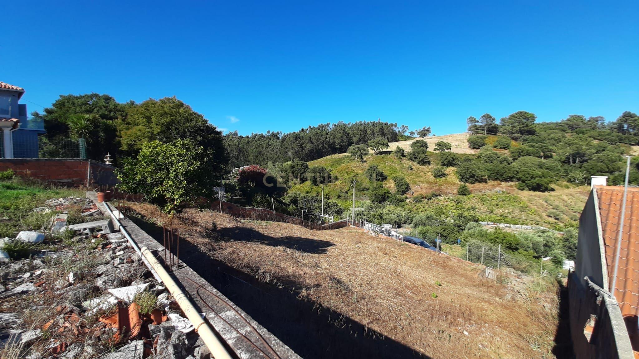 Fotografia 4 de Lote para Construção Moradia Independente - Freixeira, Loures