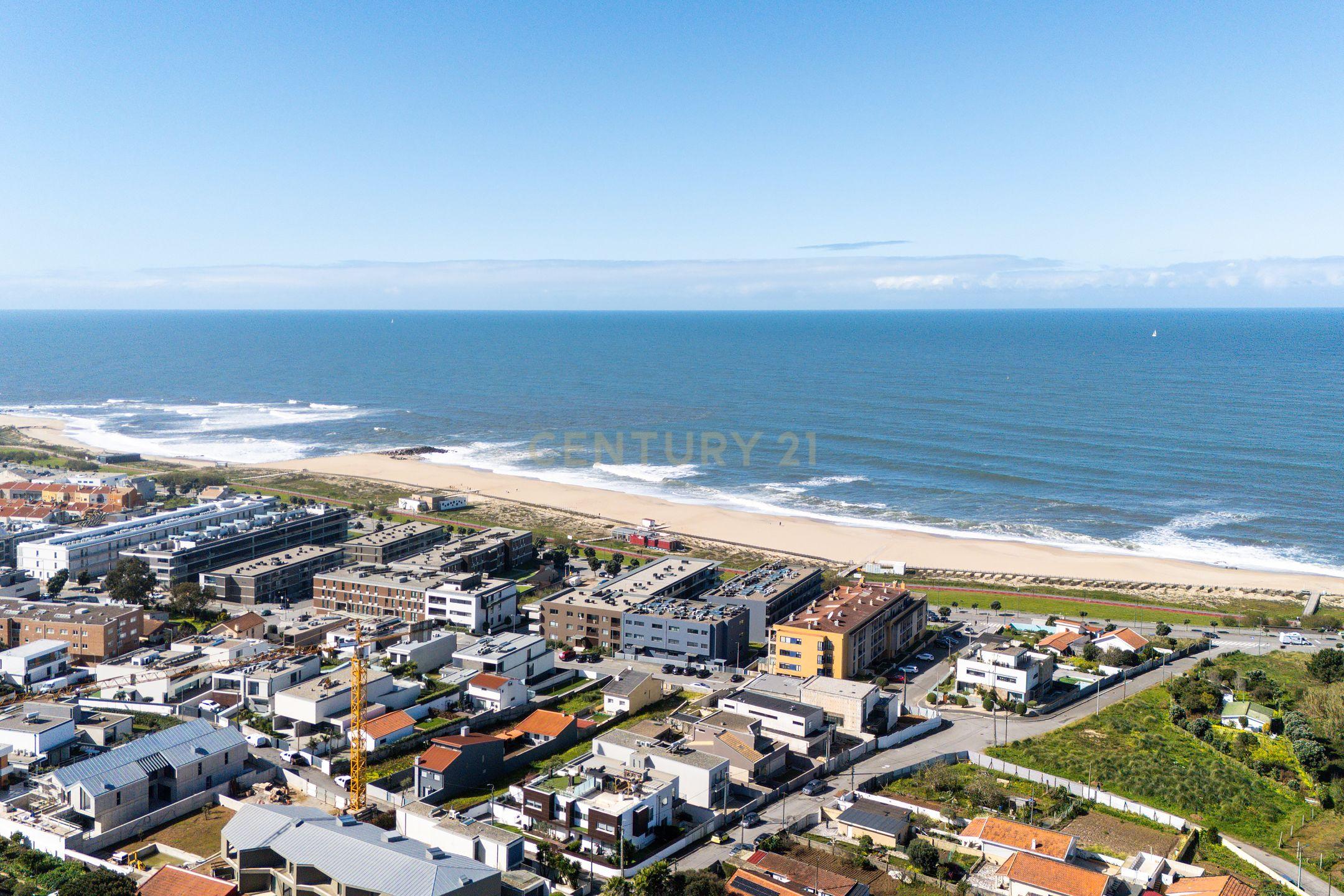 Fotografia 3 de Terreno Exclusivo com 800 m² em Canidelo, Vila Nova de Gaia – Junto à costa
