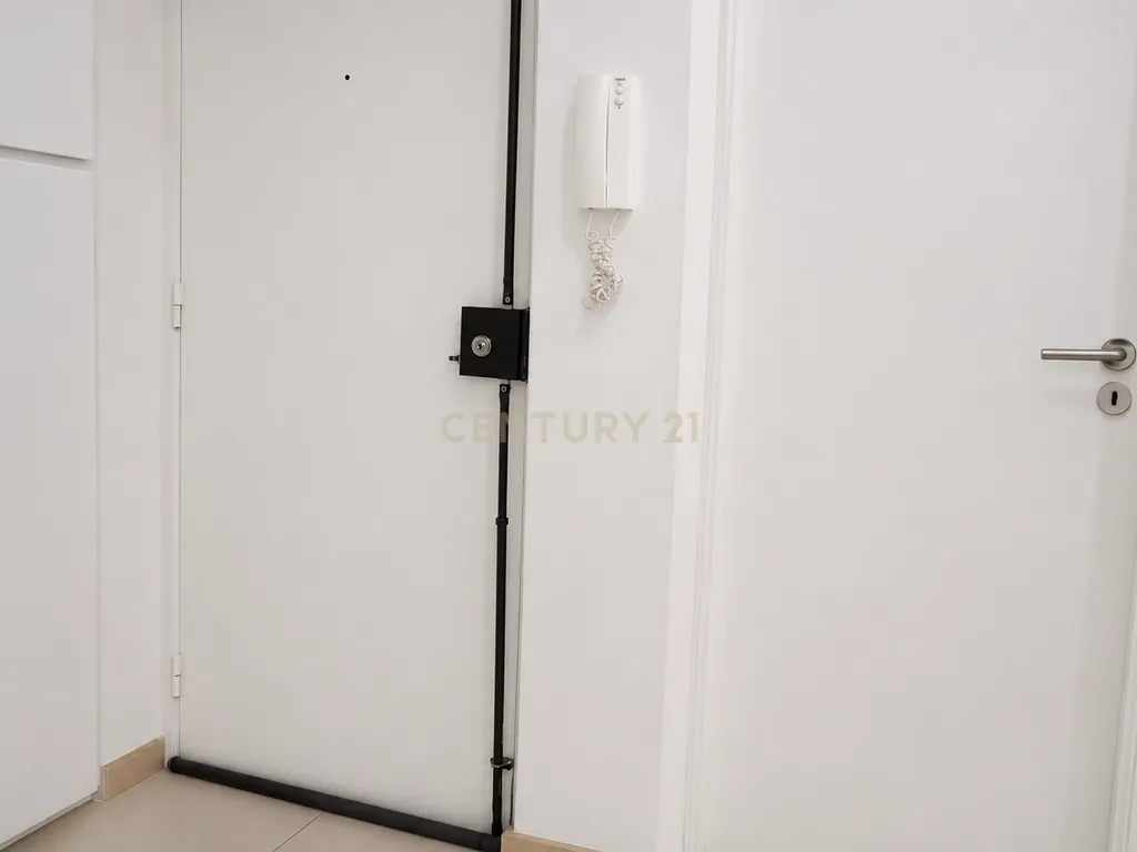 Apartamento T2+1 - Vale da Amoreira - Image 2