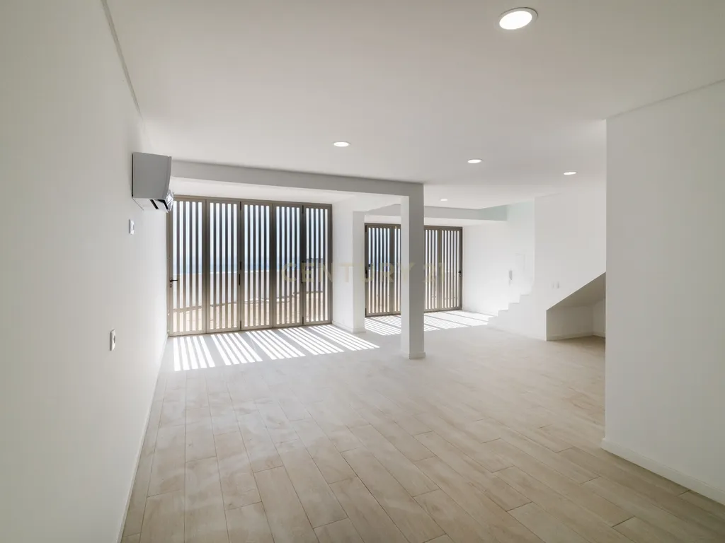 Condomínio Villas d’Ouro – Exclusividade e Conforto no Coração de Sesimbra - Image 57