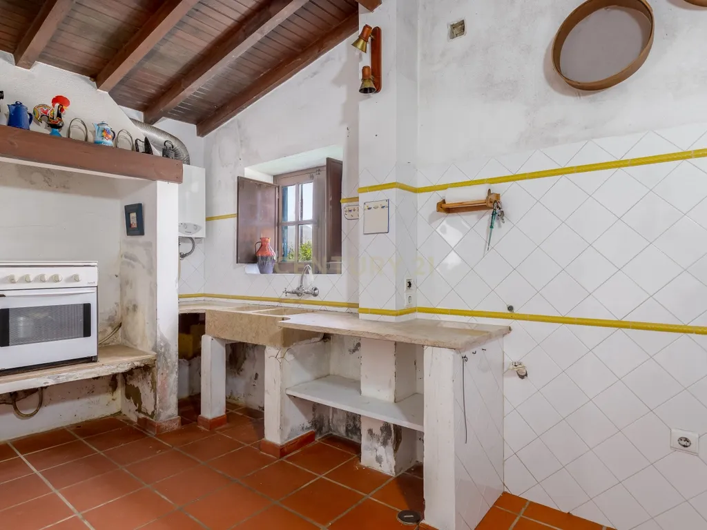 À procura de espaço para investir, fugir aos fins de semana ou começar um projecto a dois? - Image 23