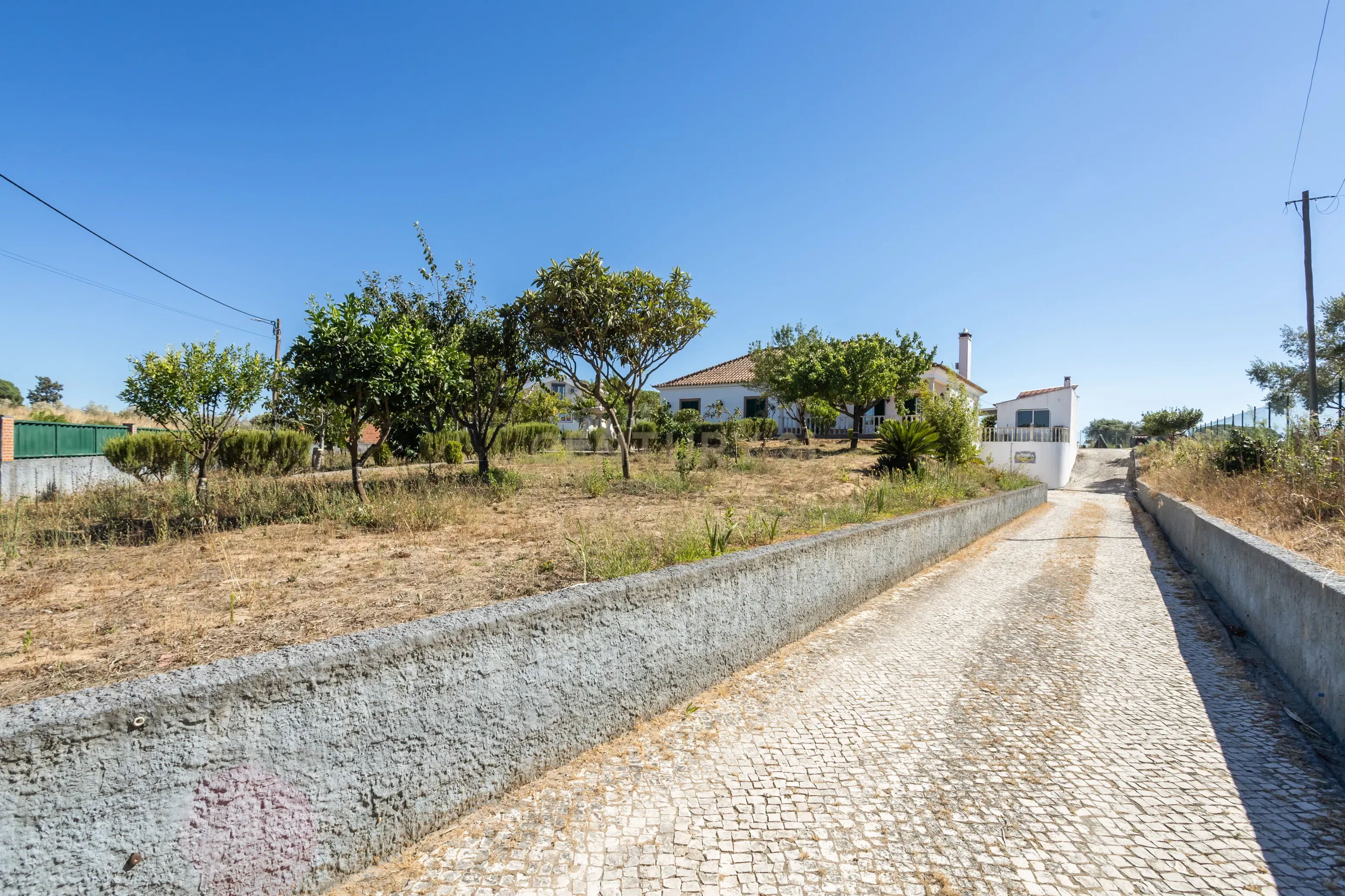 Fotografia 7 de Moradia Térrea T3 com Piscina, Garagem e Amplo Terreno em Aveiras de Cima - Azambuja -Lisboa - 0651-06246