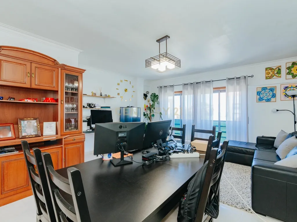 Apartamento T3 em Montijo, Setúbal - Excelente Localização - Image 7
