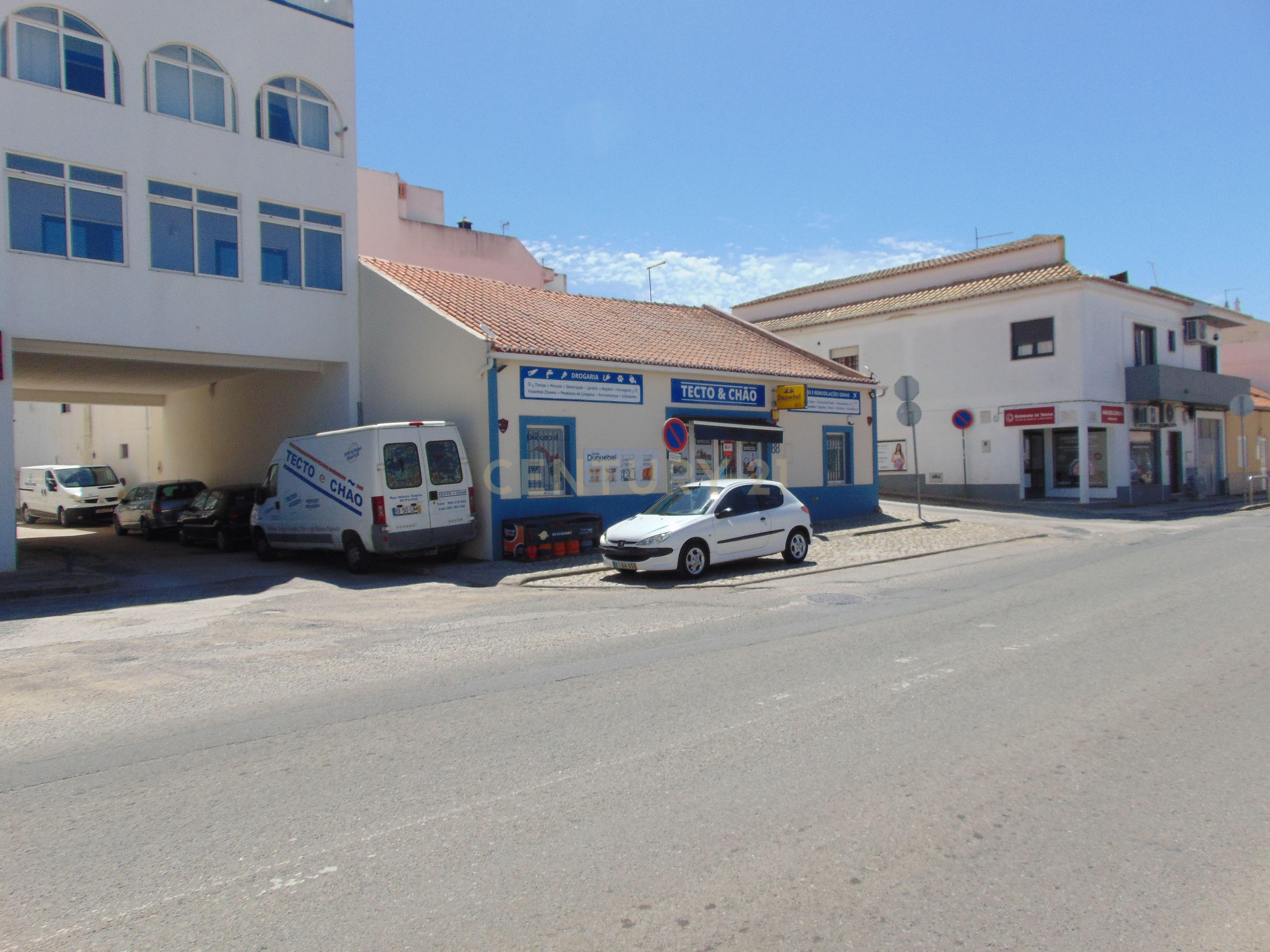 Fotografia 4 de Loja/Armazém e Trespasse de Negócio