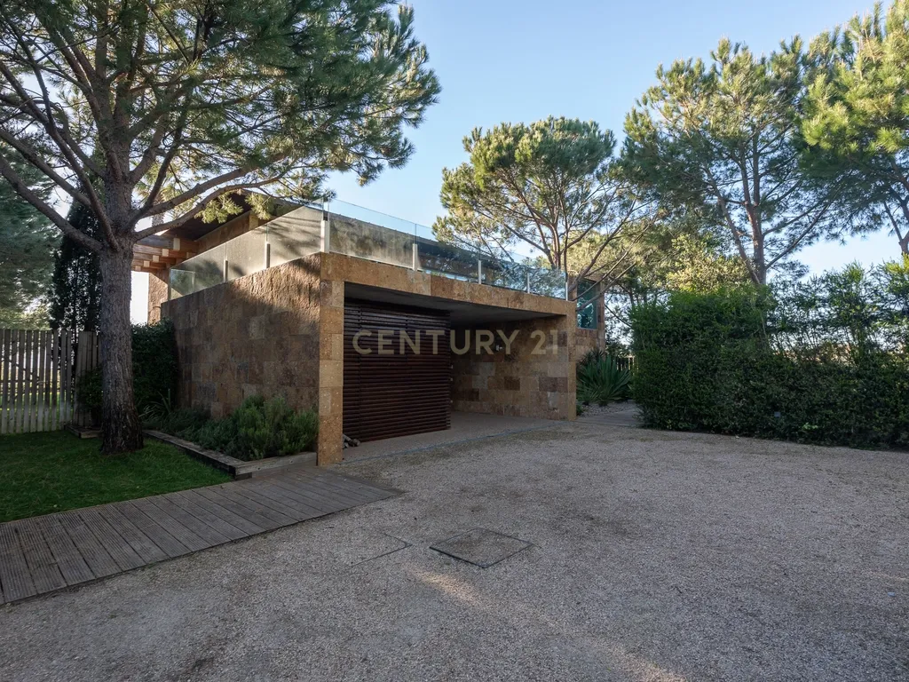 Moradia Exclusiva em Primeira Linha de Mar com Piscina Infinita / Tróia-Carvalhal - Image 2