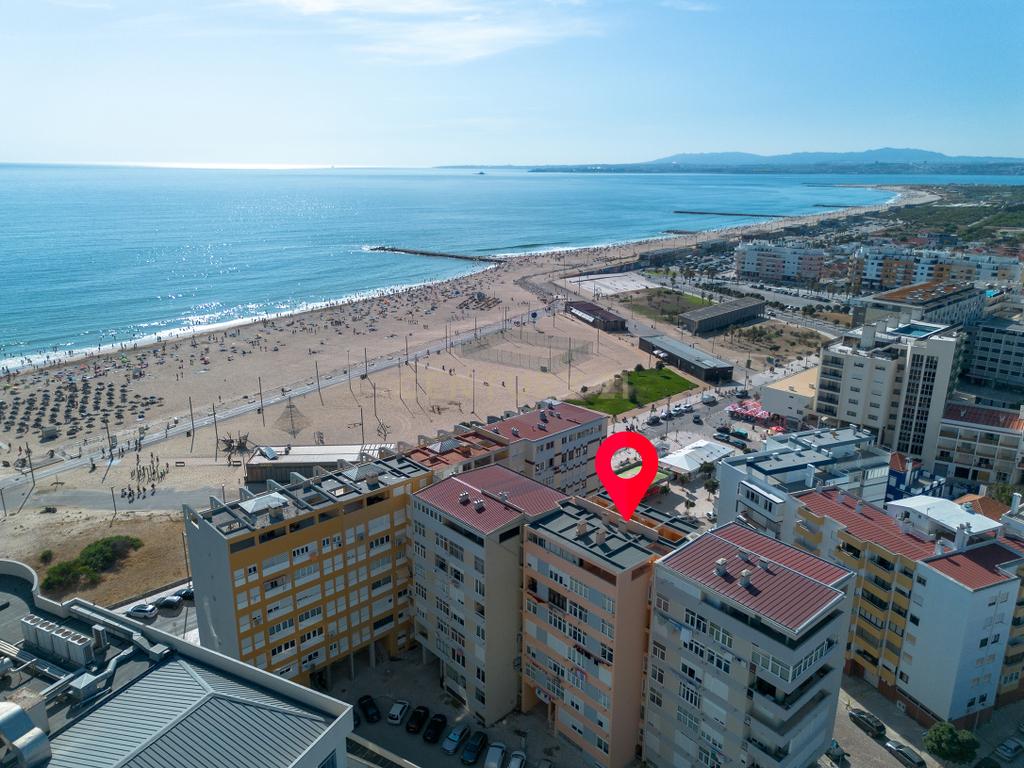 Arrendamento T3 Costa da Caparica com Elevador - Image 56