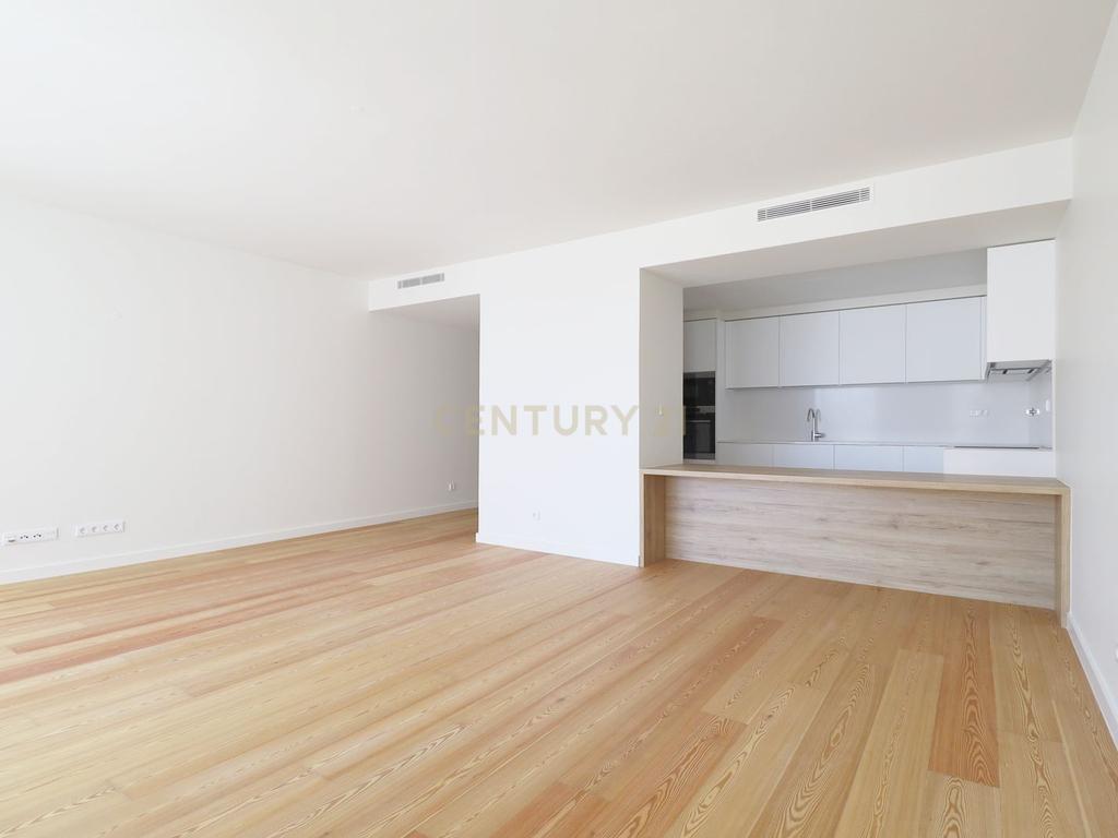 Apartamento T2 Exclusivo com Vista Mar – Totalmente Mobilado e Equipado - Armação de Pêra - Algarve - Image 12