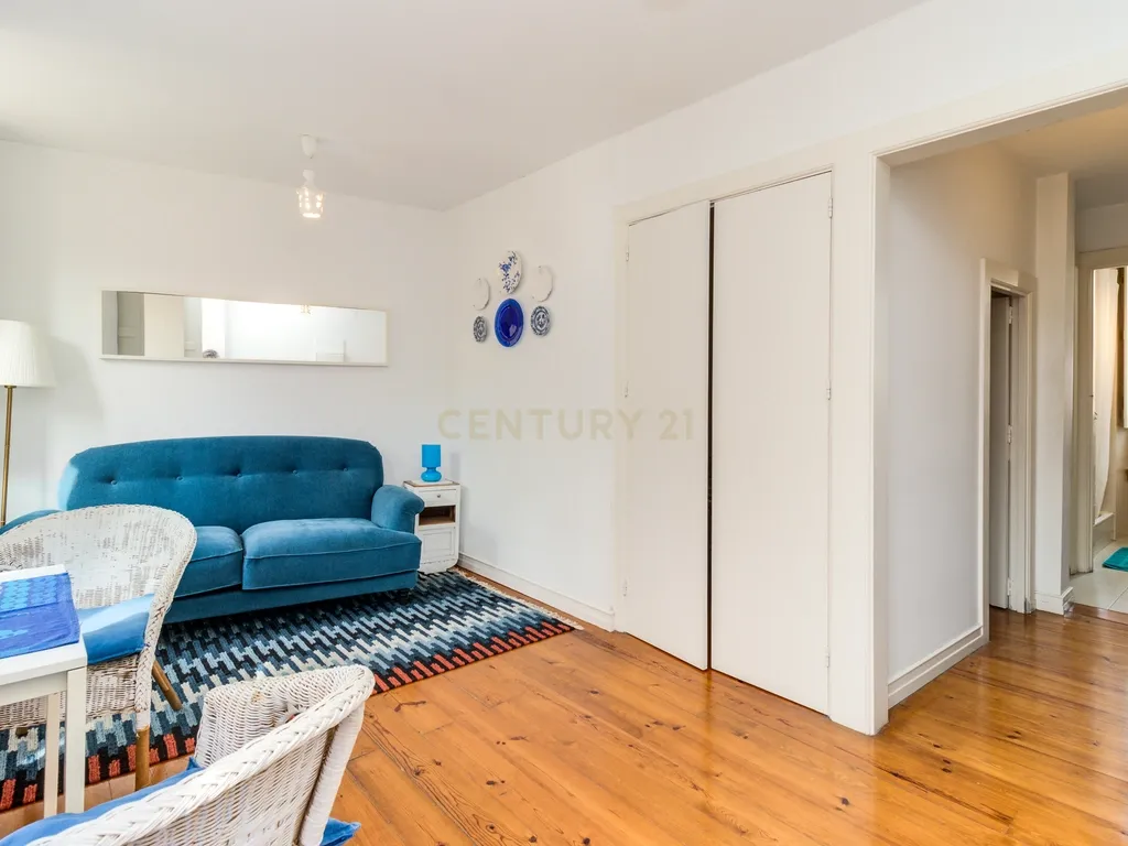 Apartamento T1 em Alfama para arrendamento - Image 3