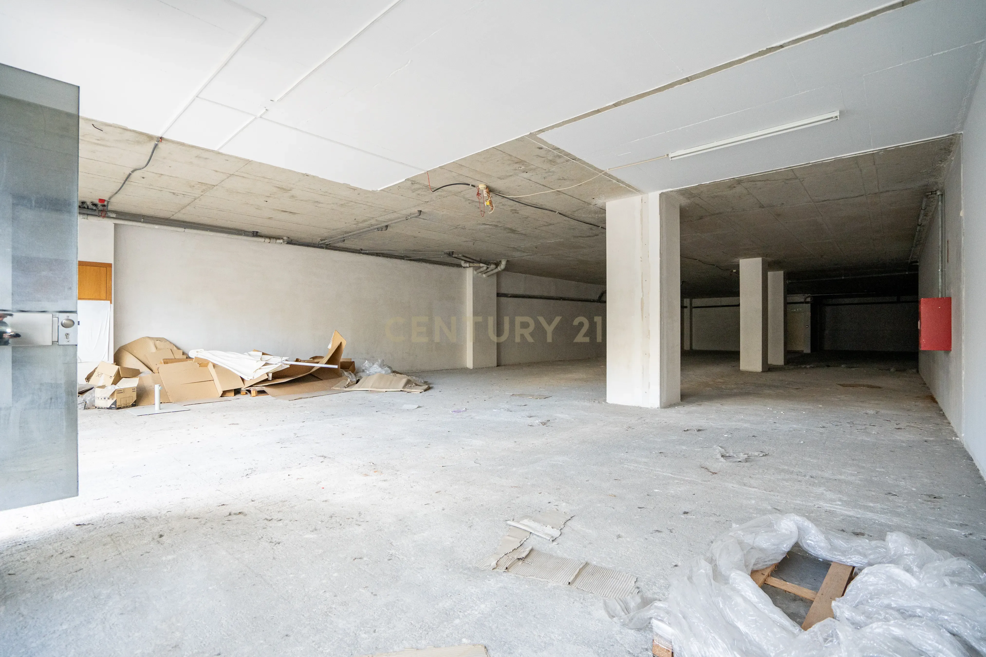 Fotografia 12 de Loja 600 m² com 15 Estacionamentos | Campo Grande – Lisboa | 3.100.000€