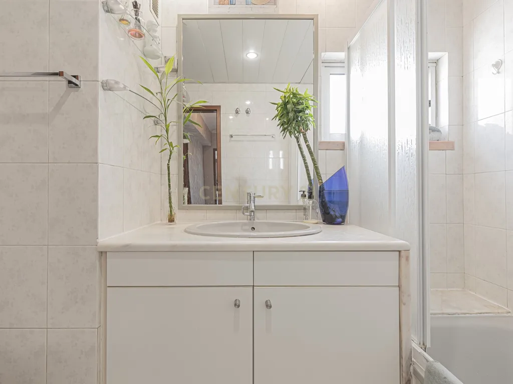 Magnífico apartamento T2 no Feijó - 1 andar com elevador - Image 21