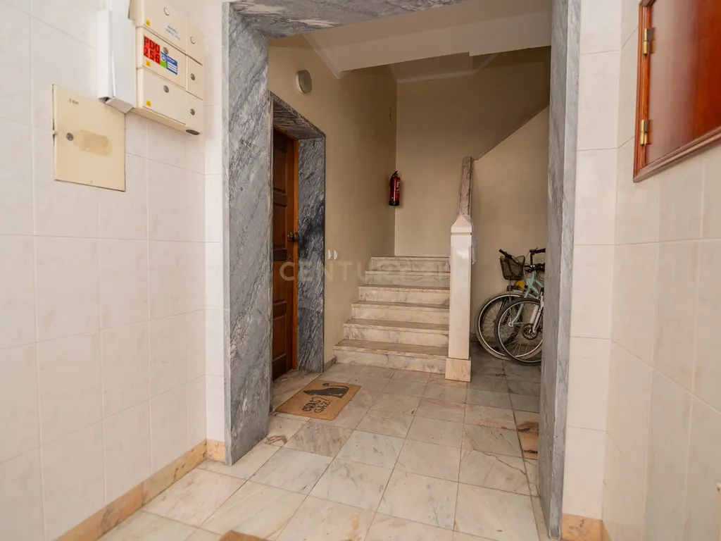 Apartamento T1 em Portimão - Oportunidade Única! - Image 27