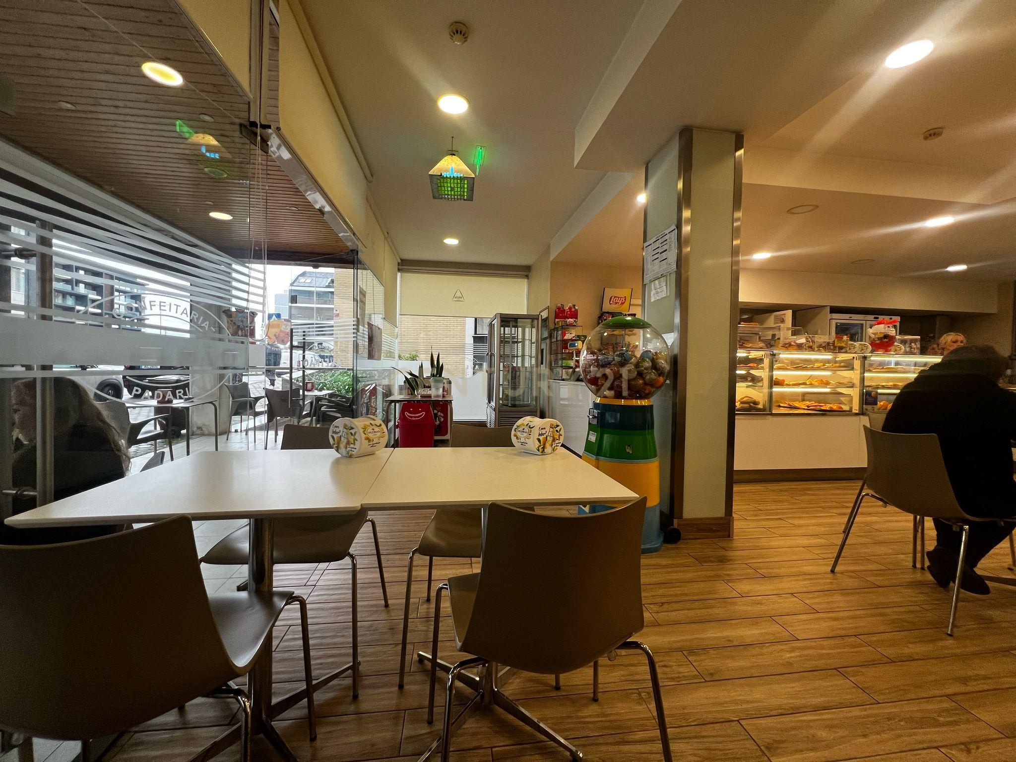 Padaria em Aveiro com Excelente Localização e Luz Natural - Image 7