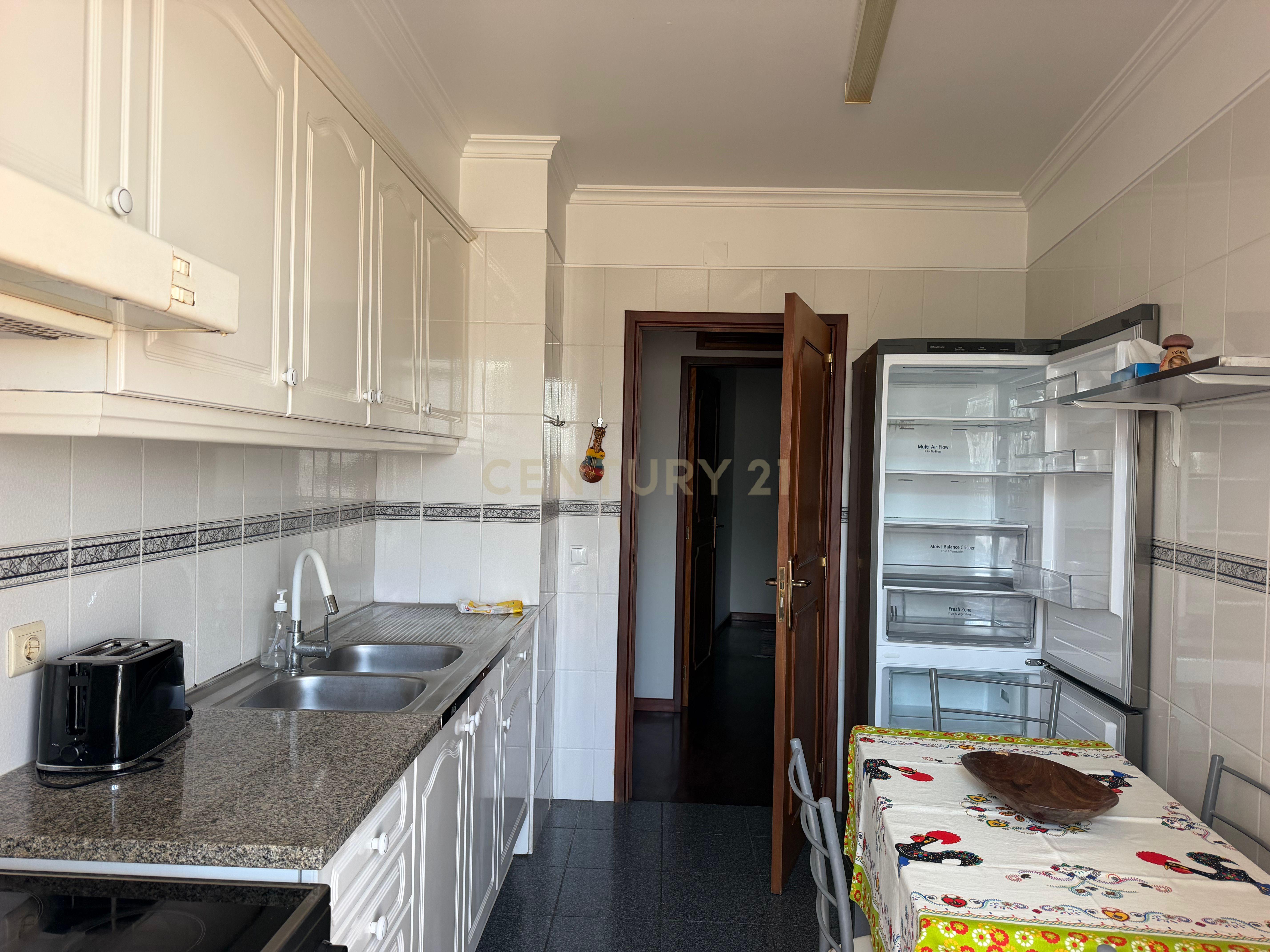 Fotografia 5 de Apartamento T1 + 1 em São Martinho, Funchal - Ilha da Madeira