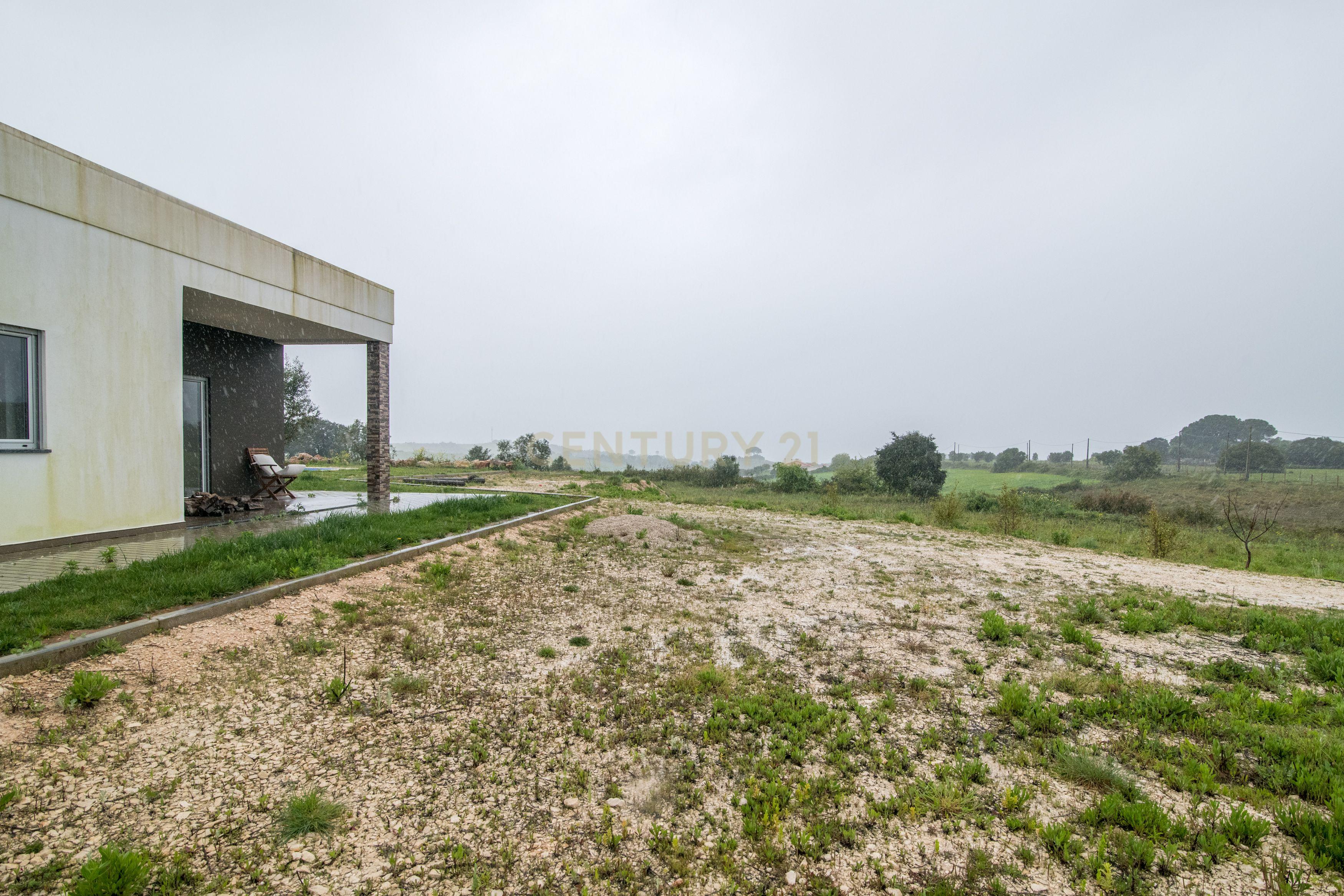 Magnífica Quinta com Moradia Moderna, Piscina e 1 Hectare de Terreno - Image 41