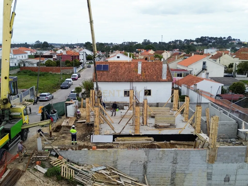 Moradia Nova em Construção – Fernão Ferro - Image 51