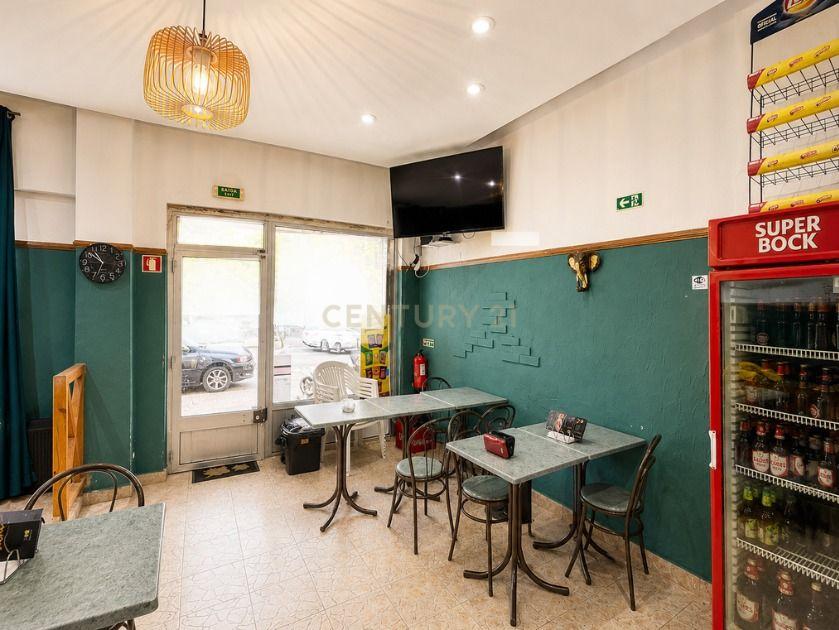 Fotografia 3 de Venda de Loja com Café em Queluz - Sintra