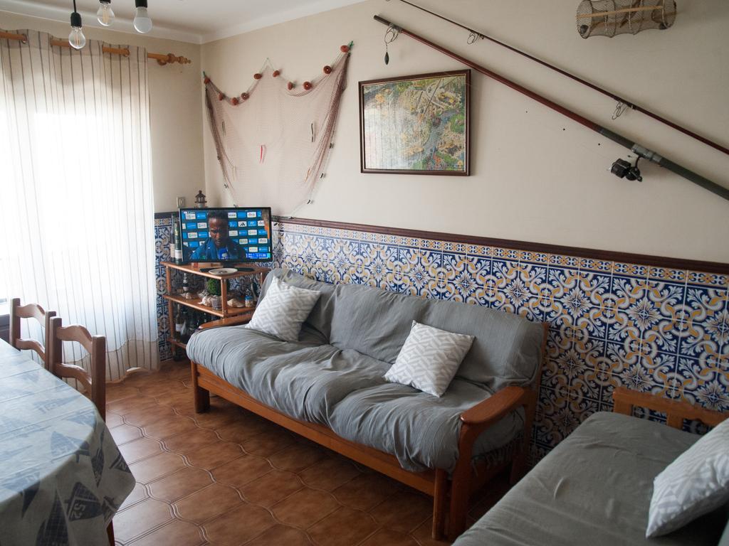 Apartamento T3 em Peniche, Atouguia da Baleia, perto da praia e com boa exposição solar - Image 9