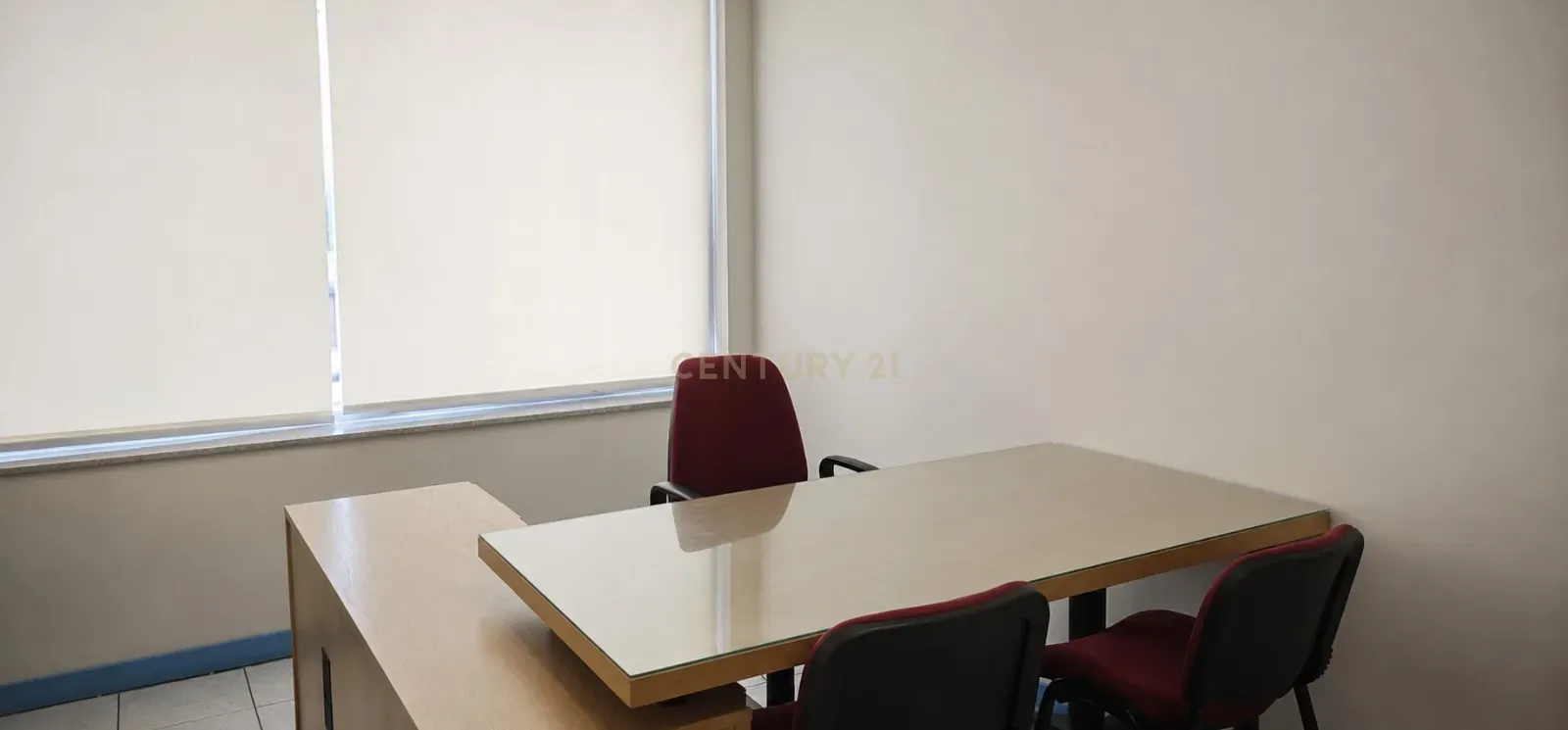 Fotografia 10 de Imóvel afeto a serviços c/ 592 m2 em S. Cosme, Gondomar