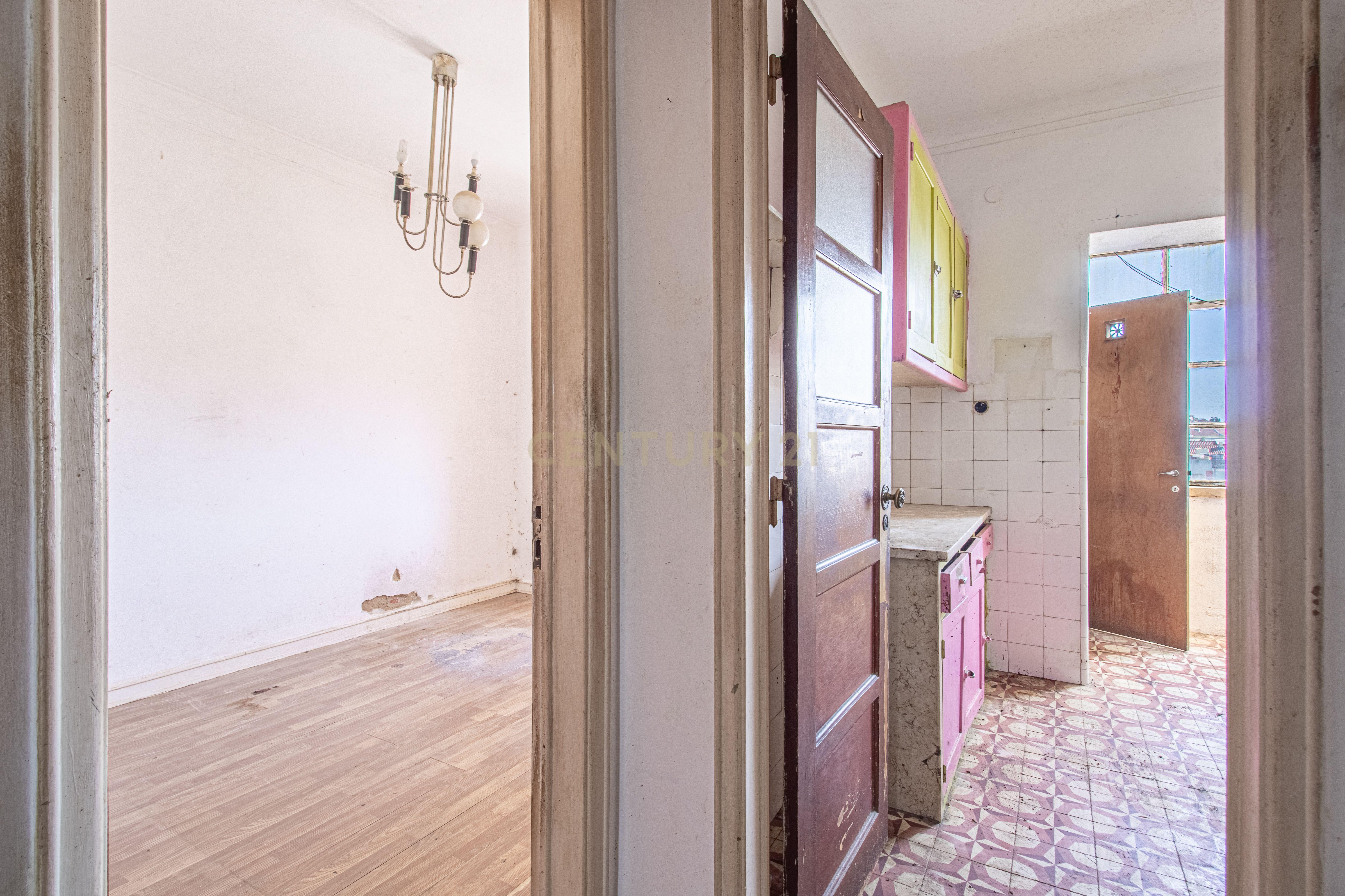 Fotografia 9 de Apartamento T2 na Amadora