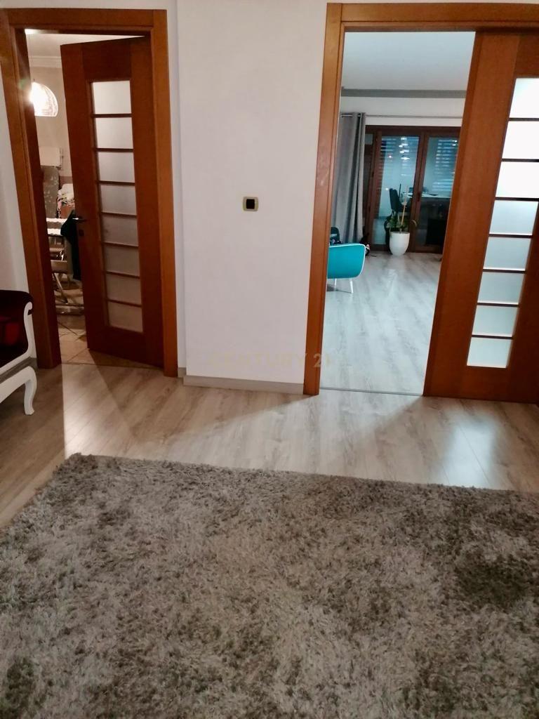 APARTAMENTO T4 SOLAR DAS MARINHAS - Image 4