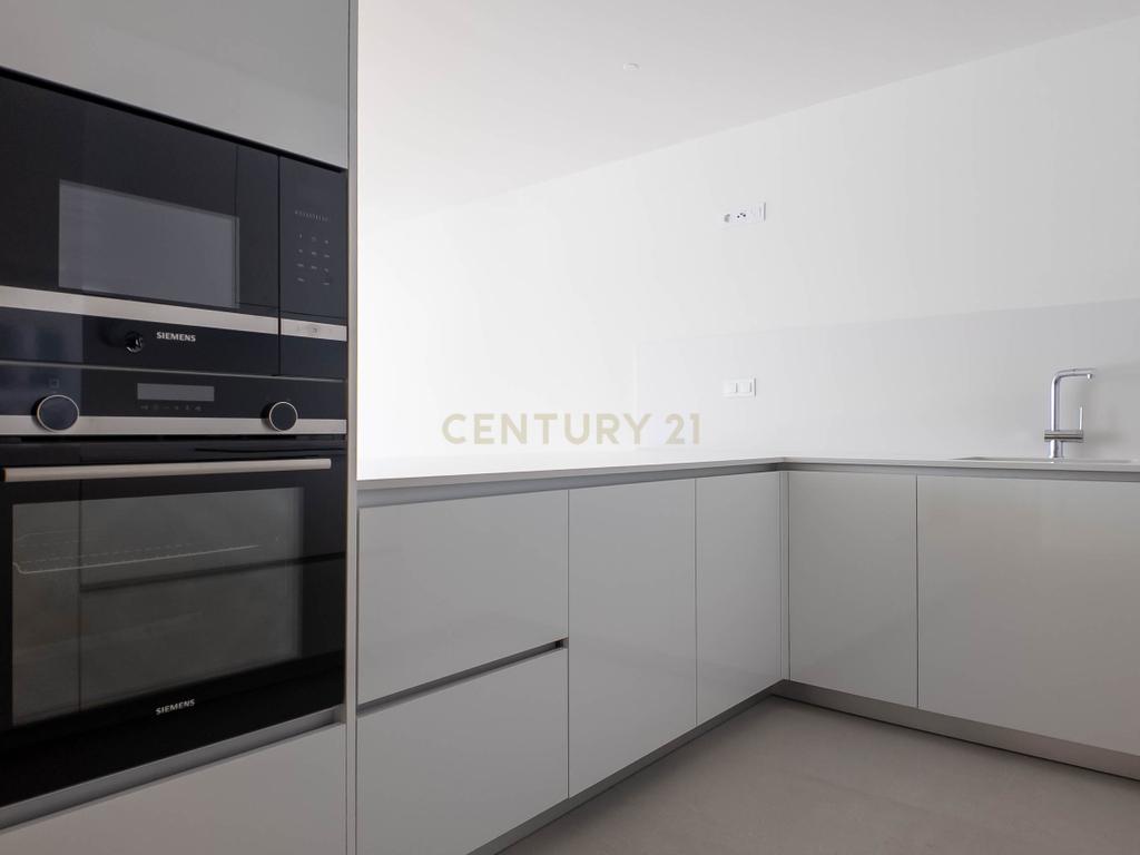 Apartamento T2 Novo nos Jardins da Efanor para arrendamento - Image 11