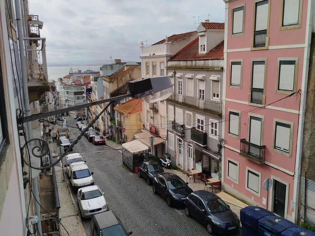 Edifício para Recuperação com Vista para o Rio em Lisboa (São Vicente) - Image 23