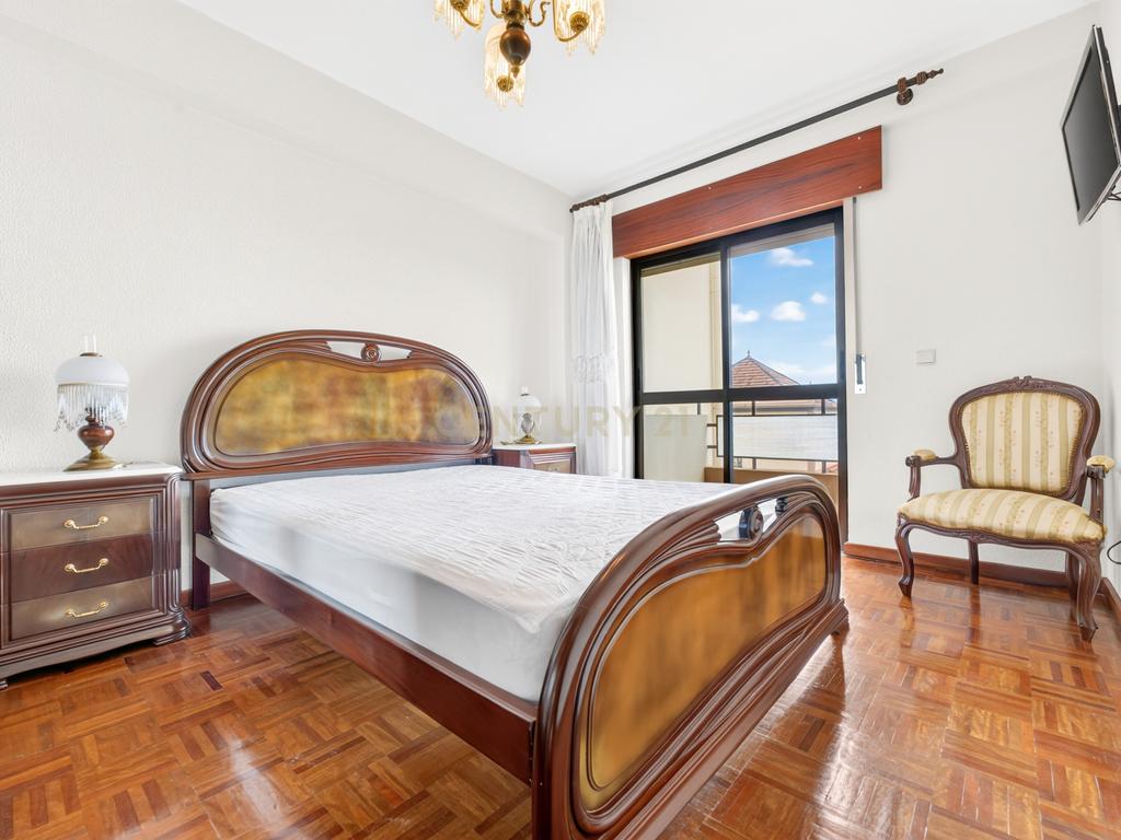 Apartamento T3 para Arrendamento no Funchal - Image 12