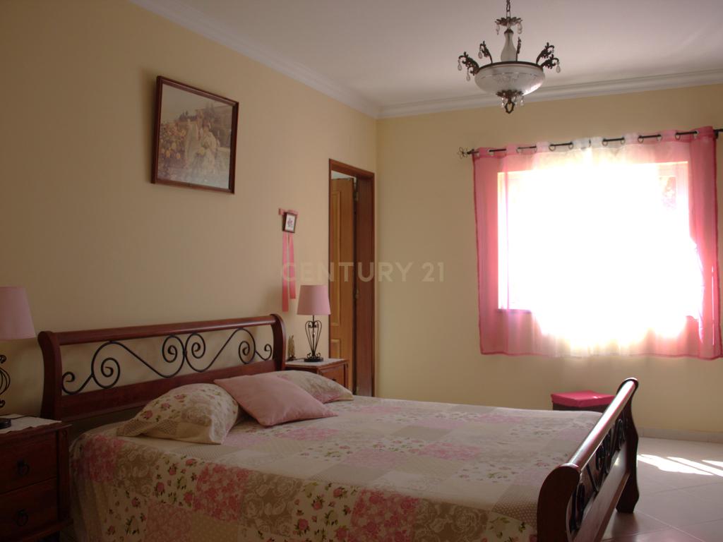 Casa T3 com Vista Mar e Jardim em Tavira  - Image 13