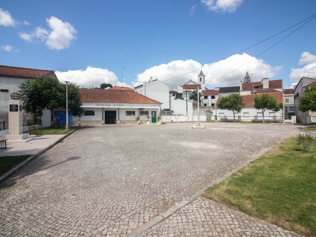 Moradia T4, em Alcoentre, Azambuja. - Image 36