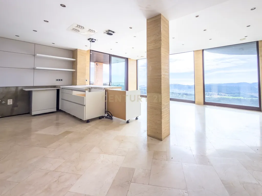 MORADIA DE LUXO · URBANIZAÇÃO MAS NOU · CASTELL-PLATJA D'ARO - Image 23