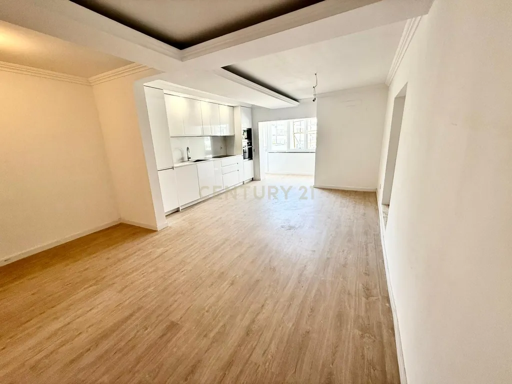 Apartamento totalmente remodelado na Vila de Oeiras - Image 7