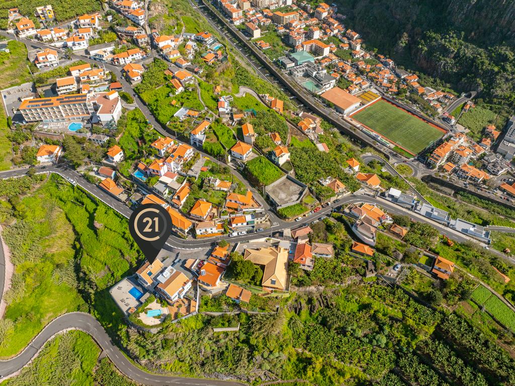 Moradia com Piscina e Vista Mar - Ribeira Brava, Madeira - Image 5