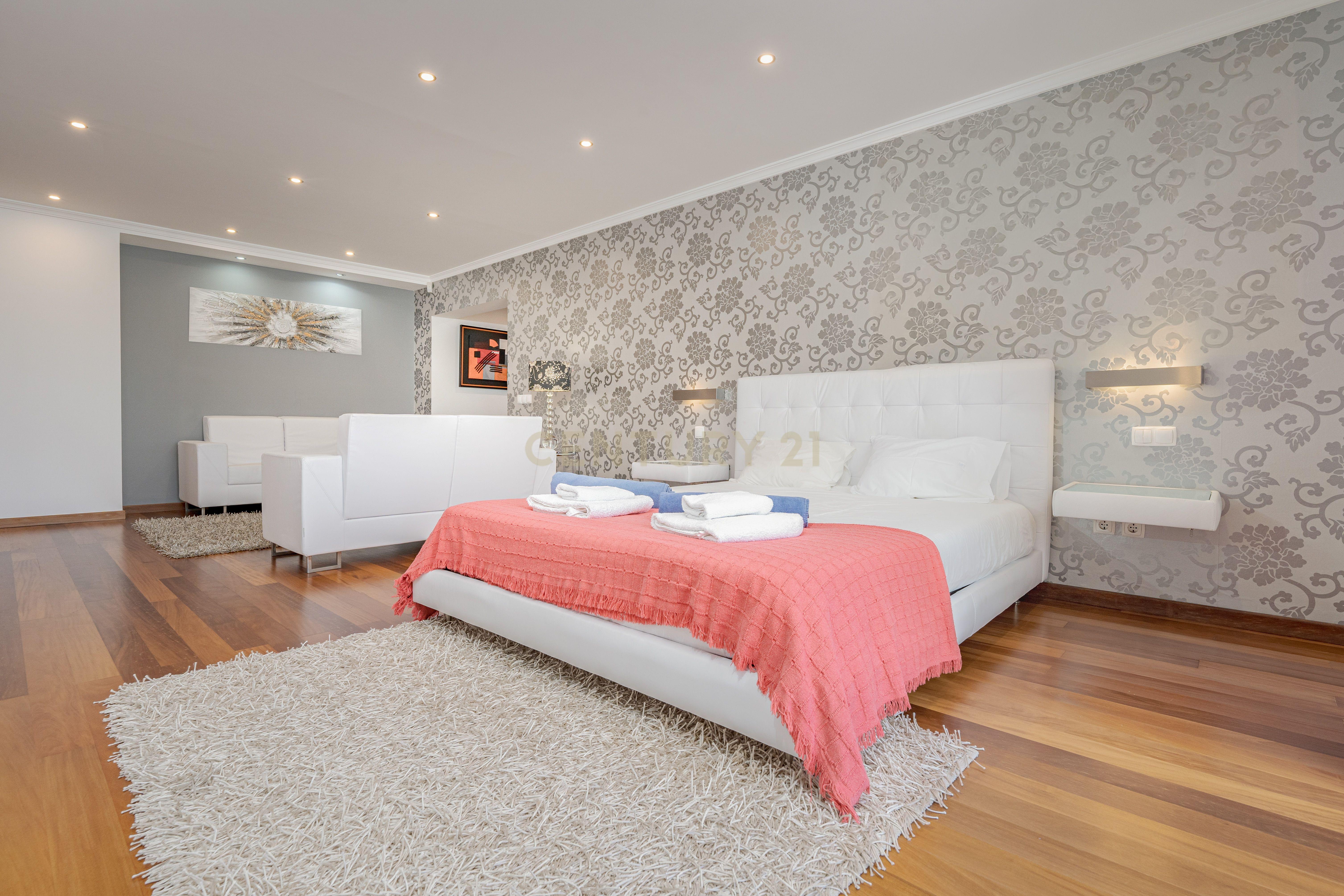 Moradia de Exceção em Ribeira Brava – Luxo, Conforto & Rentabilidade - Image 15