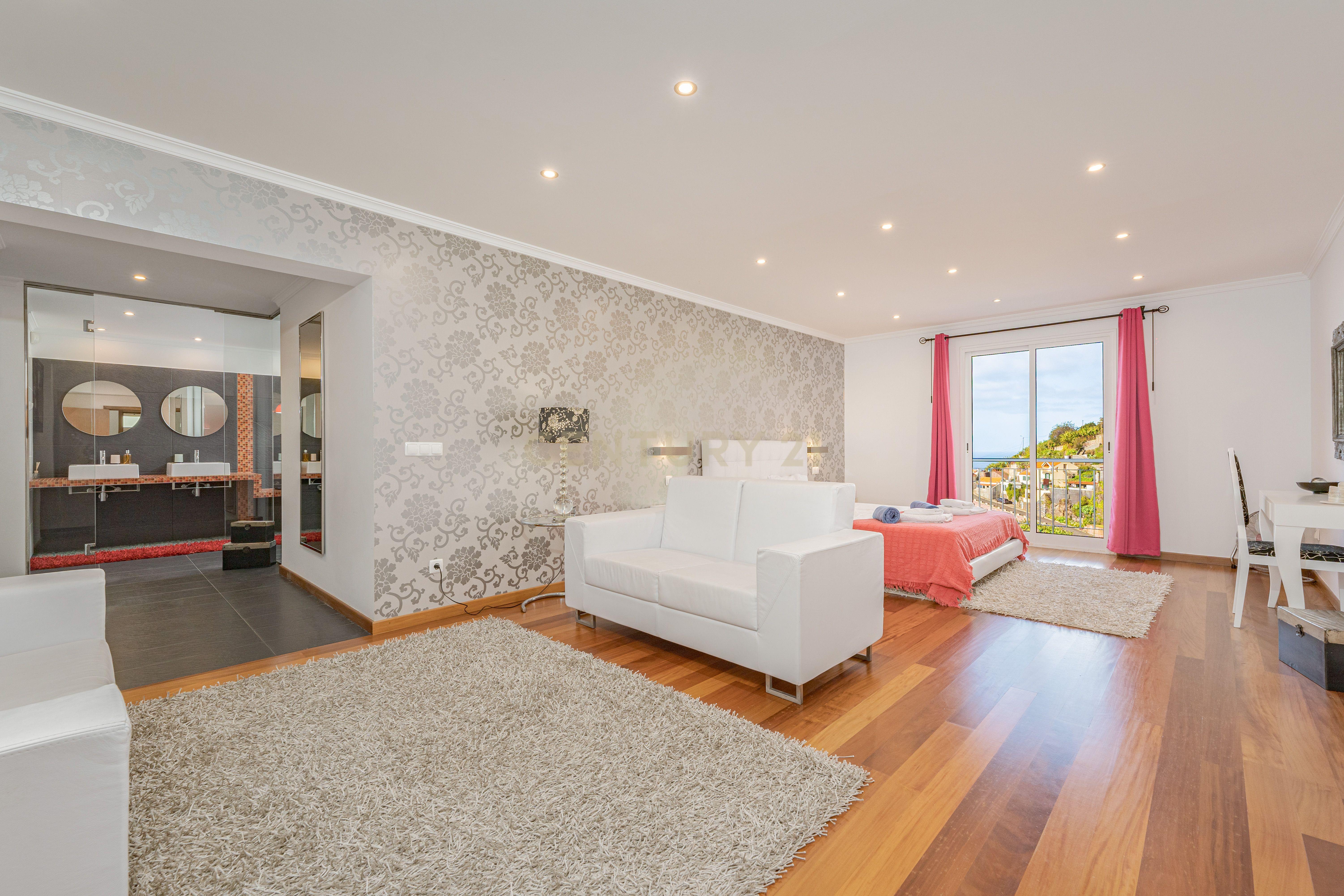 Moradia de Exceção em Ribeira Brava – Luxo, Conforto & Rentabilidade - Image 16