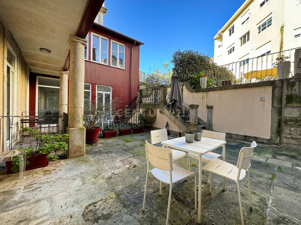 Apartamento T1 no Coração do Porto - Cedofeita para Arrendar - Image 27