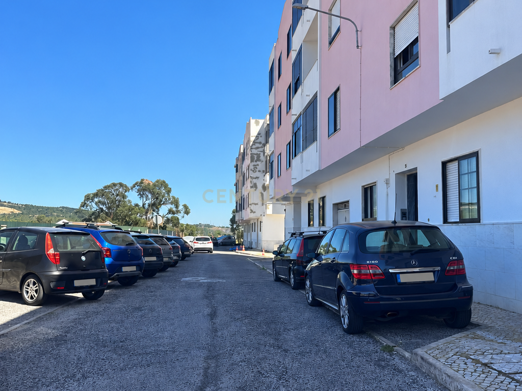 🏡 Apartamento T2 com Vista Rio e Serra no Bom Sucesso | Alverca do Ribatejo - Image 18