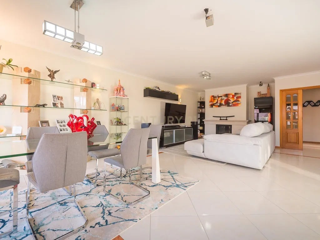 Apartamento T4 | Massamá - Image 20