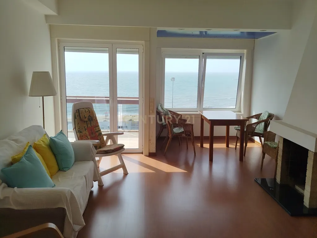 Apartamento T2 Mobilado com Vista Mar e parqueamento 1 carro - Image 8