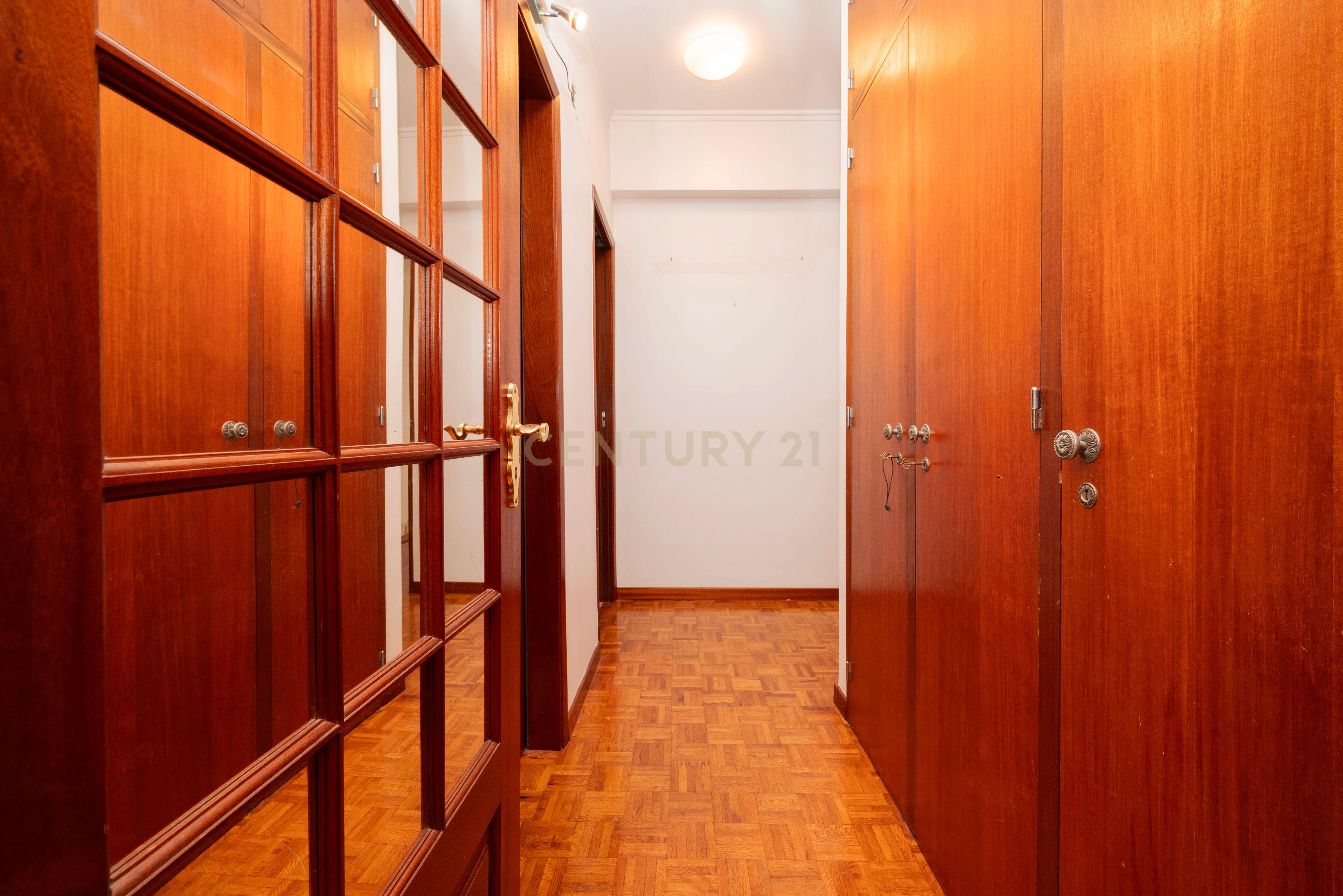 Fotografia 5 de T3 em São Domingos de Benfica, junto ao Califa!