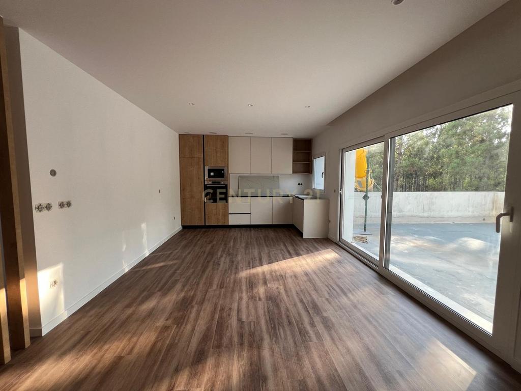 Apartamento T2 para venda em Casais da Bidoeira-Leiria - Image 2
