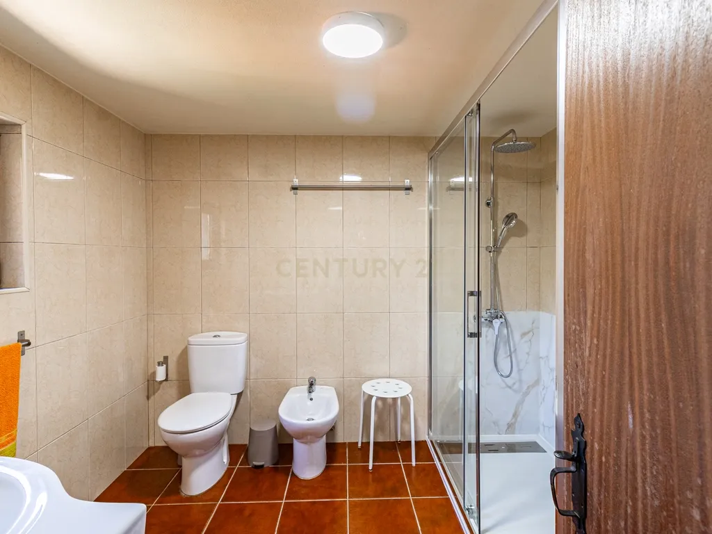 Um Refúgio no Gerês com 2 casas junto ao Rio - Image 29