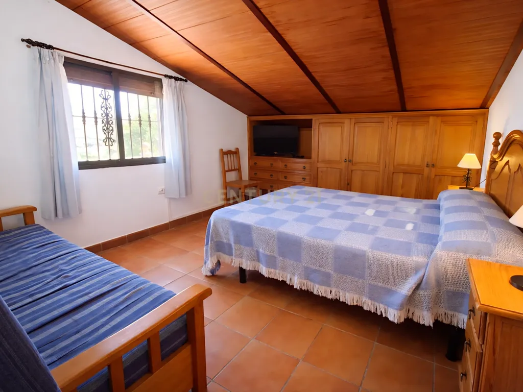Quinta com vistas panorâmicas em Ronda, piscina privada, olival em produção e casa andaluza · Ideal para investimento em turismo rural - Image 15