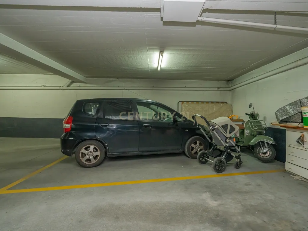 Apartamento T2, com Parqueamento e Arrecadação, em Caneças - Image 29