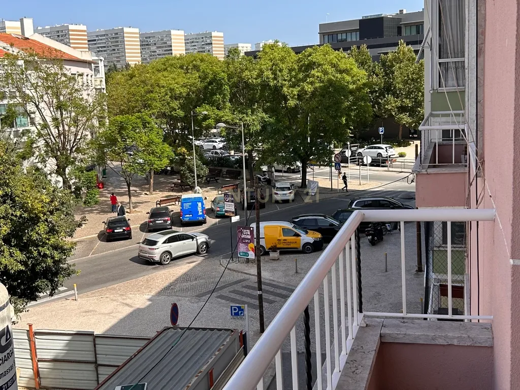 Apartamento T3 para Arrendamento em Moscavide | 3.º Andar sem Elevador - Image 17